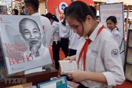 Lanzan evento “Hora del Libro” para difundir cultura lectora en Vietnam