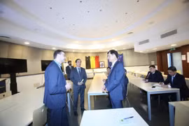 Vietnam y Bélgica comparten experiencia en creación de base de datos de población