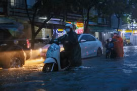 Tormenta Sonca se dirige a provincias centrovietnamitas