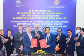 Vietnam y Reino Unido intensifican cooperación en educación vocacional 