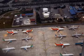 Proponen poner en operación 28 aeropuertos en Vietnam para 2030