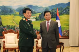 Delegación militar de Vietnam visita Laos