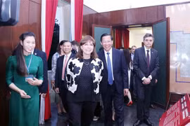Ciudad Ho Chi Minh aspira a impulsar cooperación con Grecia en turismo y logística