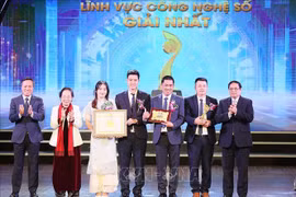 Premier participa en entrega de Premios “Talentos de Vietnam” 2023