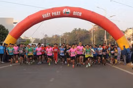 Celebran carrera por la salud en ciudad vietnamita