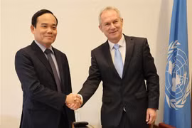 Vicepremier vietnamita se reúne con dirigentes de países y organizaciones internacionales