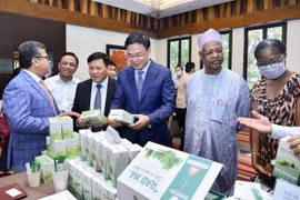 Vietnam busca potencialidades en mercado de productos Halal en Singapur