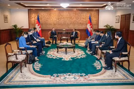 Camboya y Francia promueven colaboración bilateral en todos los campos