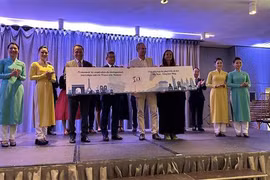 Vietnam Airlines celebra 20 años de ruta directa Vietnam-Francia