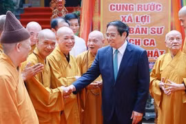 Premier vietnamita felicita a comunidad budista por el Vesak 2567