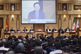 Foro promueve Cooperación Económica y Comercial entre Vietnam e Irán