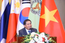 Valiosas sugerencias para Vietnam en conferencia de EROPA sobre gobernanza pública 