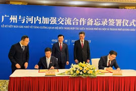 Hanoi y ciudad china de Guangzhou refuerzan su cooperación comercial y turística