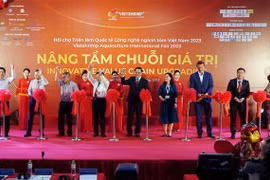 Inauguran feria internacional de acuicultura del camarón de Vietnam