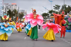 Ciudad vietnamita lanzará diversos programas culturales en días festivos