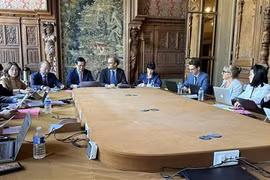 Vietnam y Francia intensifican cooperación en educación