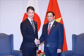 Primer ministro de Vietnam continúa actividades en Hiroshima (Japón)
