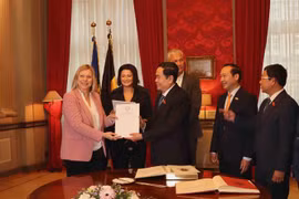 Parlamentos de Bélgica y UE valoran nexos de cooperación con Vietnam