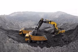 Empresas vietnamita y japonesa firman acuerdo de capacitación en minería de carbón