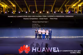 Estudiantes vietnamitas ganan premio en competencia mundial de tecnología de Huawei