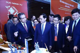 Conferencia Nacional 21 de Asuntos Exteriores de Vietnam debate futuras orientaciones