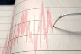 Terremoto de magnitud 5,5 sacude Indonesia