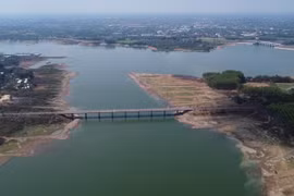Nivel de agua de mayor embalse hidroeléctrico del Sur es el más bajo en 12 años
