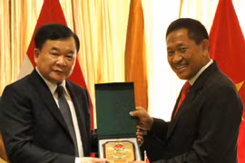Vietnam e Indonesia se comprometen a estrechar nexos en defensa