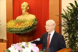 Dirigentes vietnamitas felicitan a Laos y Camboya por sus fiestas del Año Nuevo