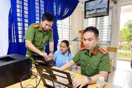 Emiten identificación ciudadana para 186 personas desfavorecidas en Ciudad Ho Chi Minh