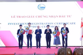 Provincia vietnamita busca facilitar operación de empresas singapurenses 