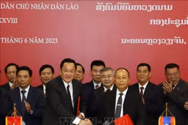 Vietnam y Laos revisan búsqueda de restos de soldados voluntarios y expertos vietnamitas