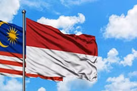 Indonesia y Malasia intensifican cooperación en transporte