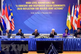Exvicepremier Vu Khoan contribuyó a las relaciones especiales Vietnam- Laos
