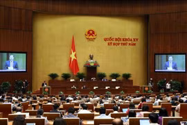 Parlamento de Vietnam debate leyes de Policía Popular y de Migración