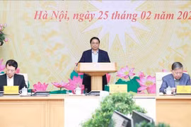 Premier vietnamita urge a acelerar transformación digital en todos campos