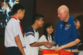 Lanzan Semana del Espacio Vietnam-Hau Giang 2023