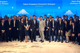 Japón y Singapur celebran primer diálogo económico
