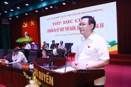 Titular del Parlamento vietnamita se reúne con electores de Hai Phong