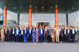 Provincia camboyana considera a Vinh Long un socio importante