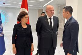 Embajador vietnamita participa en acto de homenaje a víctimas de terremoto