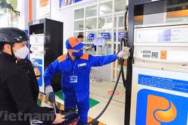 Vietnam realiza nuevo reajuste al alza de precios de gasolina y diésel