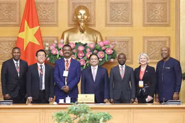 Premier: Vietnam dispuesto a cooperar con otros países en desarrollo agrícola 