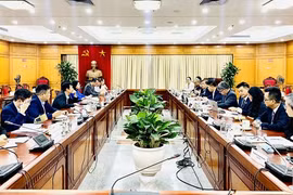 Vietnam busca apoyo de EE. UU. para desarrollo de infraestructura de alta tecnología