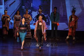 Efectúan programa artístico en honor a la cultura de países de ASEAN