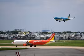 Retrasan reanudación de vuelos a China hasta finales de abril