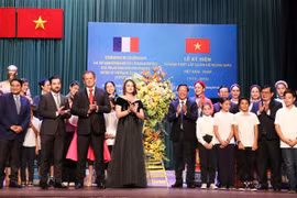 Conmemoran medio siglo de relaciones diplomáticas entre Vietnam y Francia