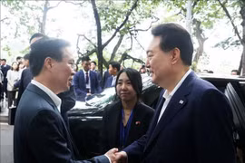 Presidente de Corea del Sur concluye con éxito su visita a Vietnam