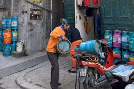 Precios domésticos de gasolina al por menor suben tras caídas consecutivas