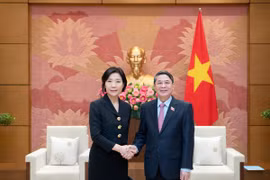 Vicepresidente del Parlamento de Vietnam recibe a embajadora surcoreana 